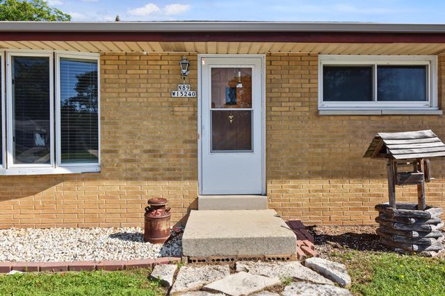 N89W15240 Jefferson AVENUE, Menomonee Falls, WI 53051