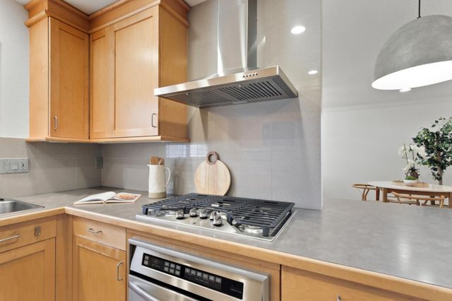 1609 Manzanita Ln, Davis, CA 95618