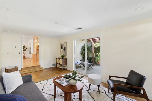 1609 Manzanita Ln, Davis, CA 95618