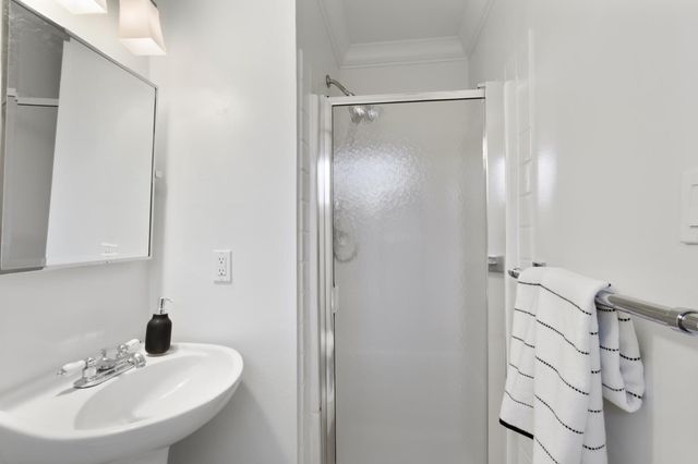 1609 Manzanita Ln, Davis, CA 95618