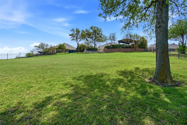 7304 Bishop Court, Fort Worth, TX 76179