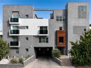 11925 Kling Street 2COL, Valley Village, CA 91607