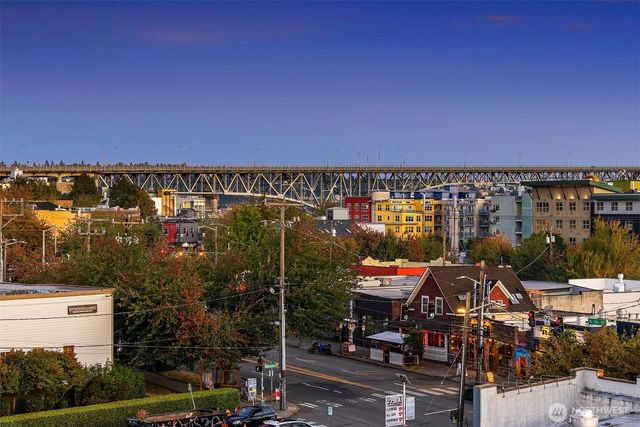 3610 Francis Avenue N, Seattle, WA 98103