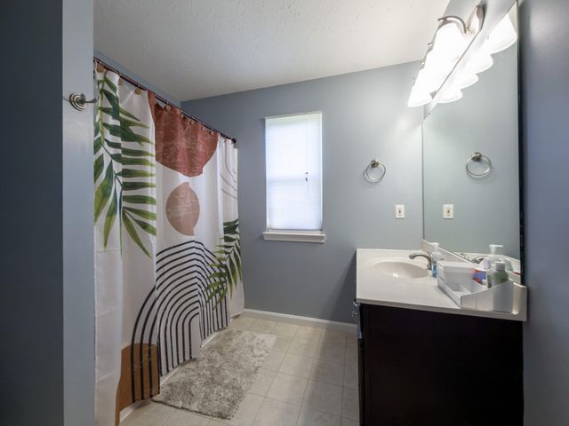 6130 Wayside Springs Court, Burlington, KY 41005