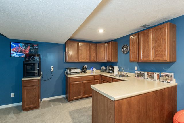 6130 Wayside Springs Court, Burlington, KY 41005