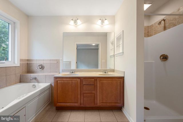 5209 PAN TOPS DR, Stephens City, VA 22655