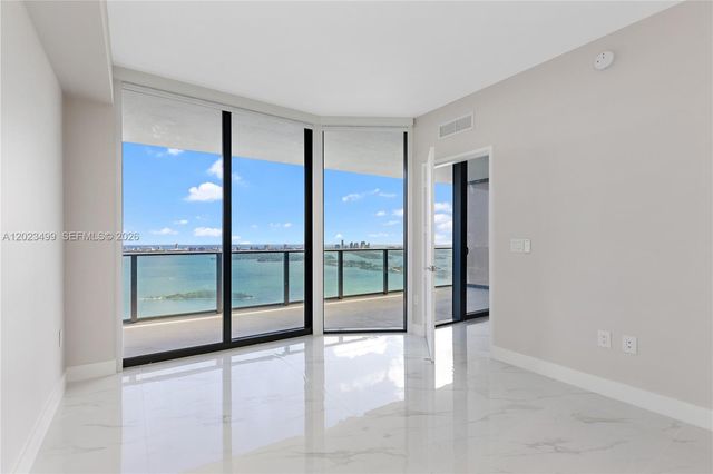 700 NE 24th St 4206, Miami, FL 33137