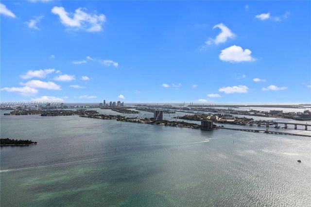 700 NE 24th St 4206, Miami, FL 33137
