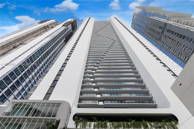 700 NE 24th St 4206, Miami, FL 33137