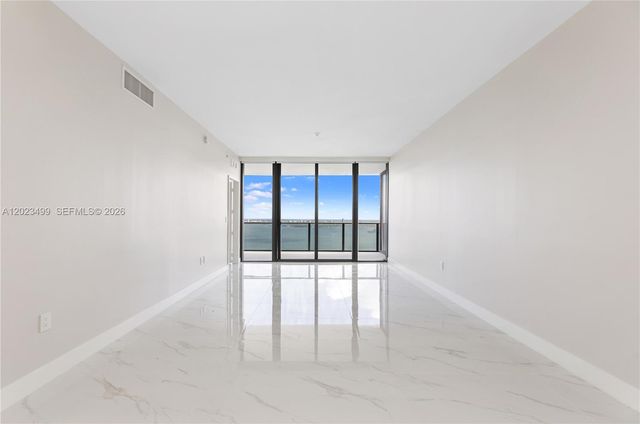 700 NE 24th St 4206, Miami, FL 33137