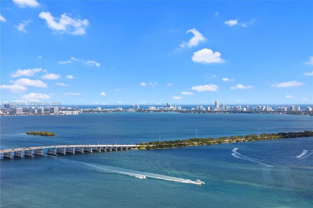 700 NE 24th St 4206, Miami, FL 33137