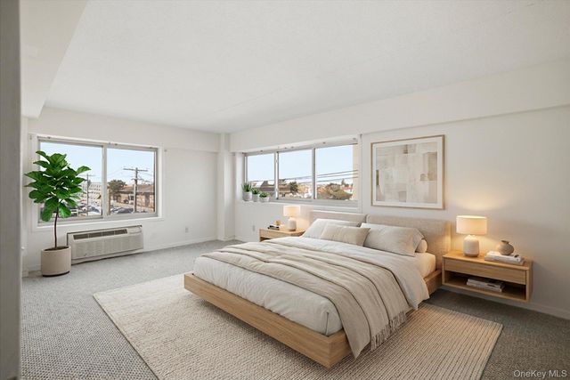 170 W Broadway 4H, Long Beach, NY 11561