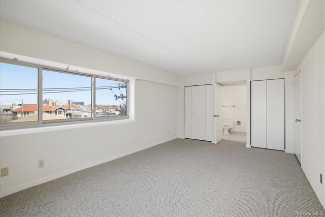 170 W Broadway 4H, Long Beach, NY 11561