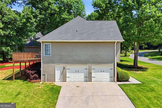 13 Lamplighter Cove NW, Cartersville, GA 30120