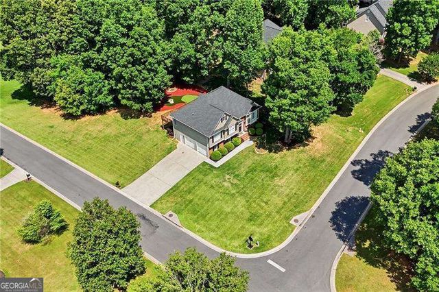 13 Lamplighter Cove NW, Cartersville, GA 30120