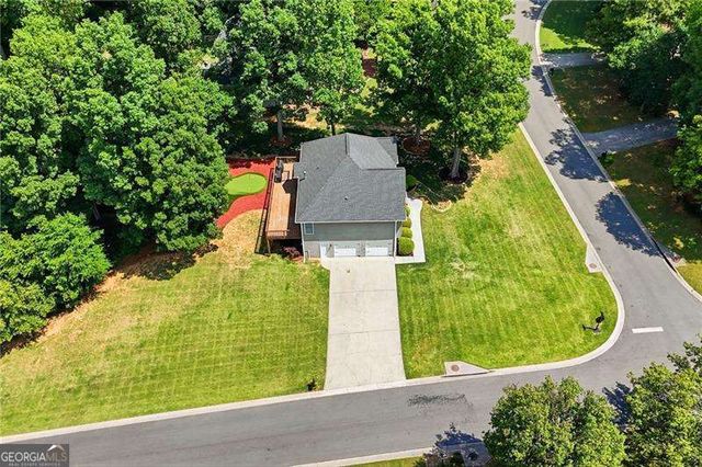 13 Lamplighter Cove NW, Cartersville, GA 30120