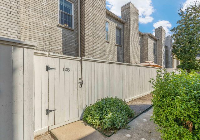4001 Tanglewilde Street 1103, Houston, TX 77063