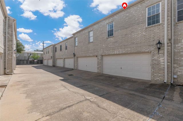 4001 Tanglewilde Street 1103, Houston, TX 77063