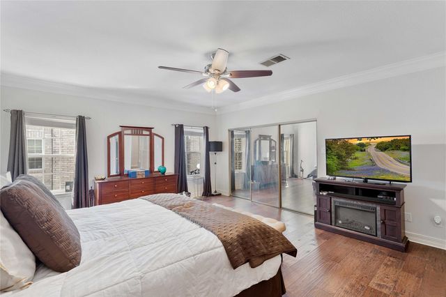 4001 Tanglewilde Street 1103, Houston, TX 77063