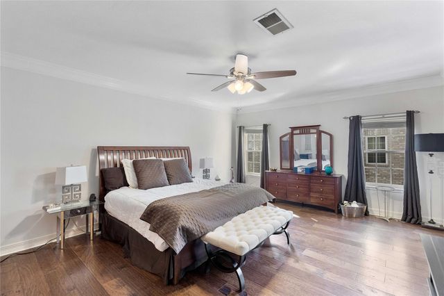 4001 Tanglewilde Street 1103, Houston, TX 77063