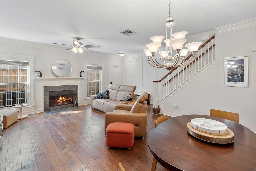 4001 Tanglewilde Street 1103, Houston, TX 77063