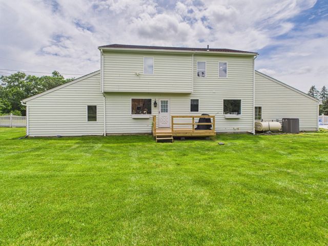 2 Sheafe Circle, Rock Tavern, NY 12575