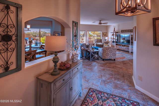 1329 N Birds Nest Road, Green Valley, AZ 85614