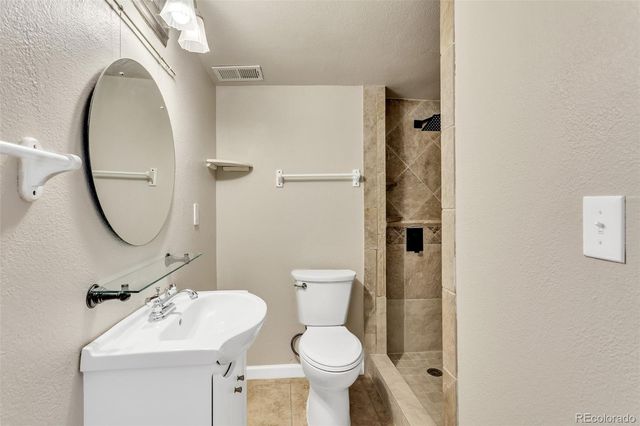 4101 S Espana Way, Aurora, CO 80013