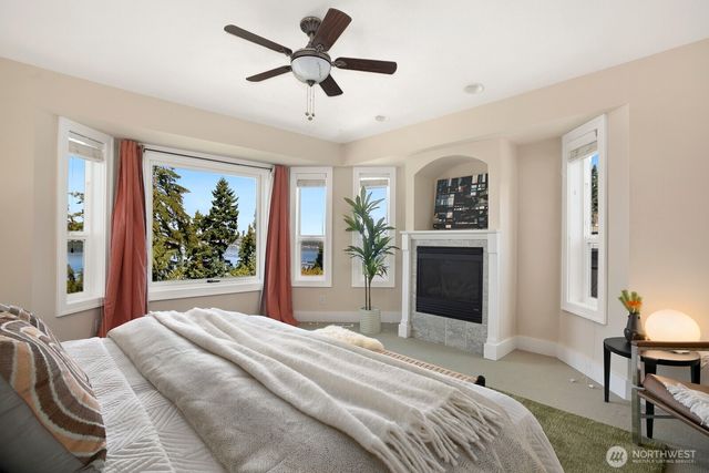 3021 70th Avenue SE, Mercer Island, WA 98040