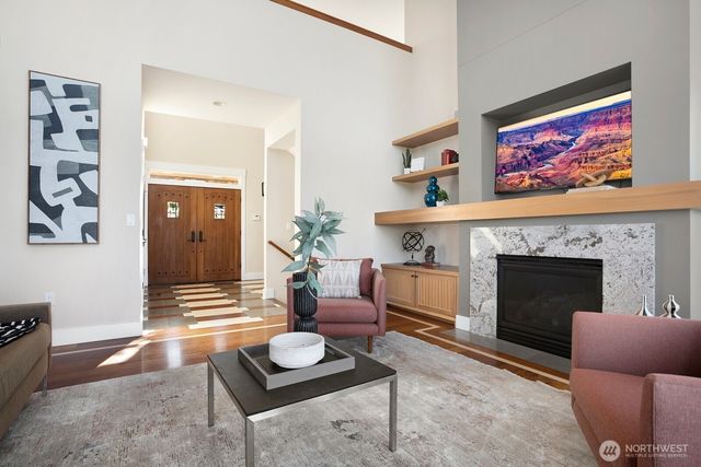 3021 70th Avenue SE, Mercer Island, WA 98040