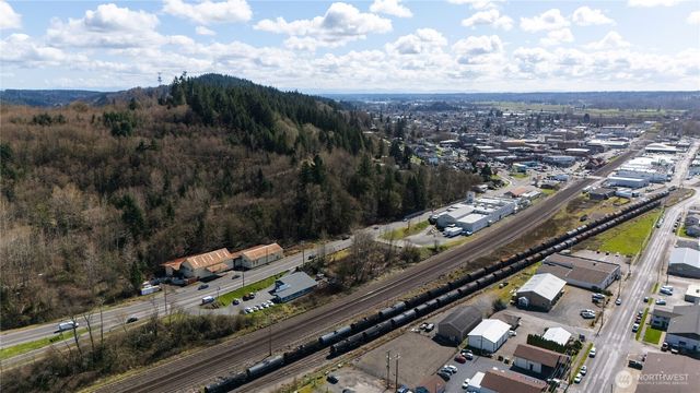 1101 N National Avenue, Chehalis, WA 98532