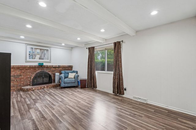 1638 Dollivor Drive, Columbus, OH 43235