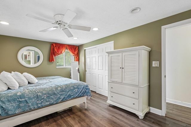 1638 Dollivor Drive, Columbus, OH 43235