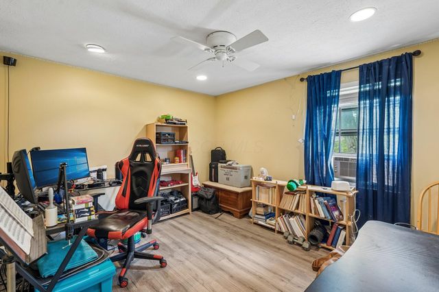 1638 Dollivor Drive, Columbus, OH 43235