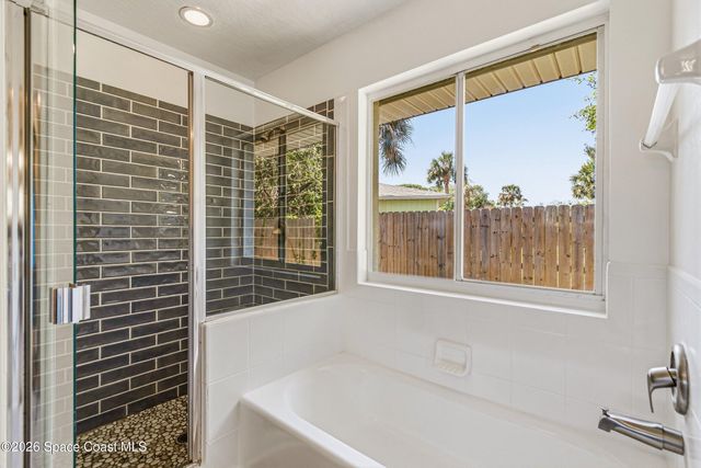 6570 S Floridana Avenue S, Melbourne Beach, FL 32951