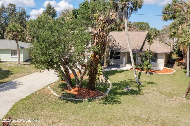 6570 S Floridana Avenue S, Melbourne Beach, FL 32951