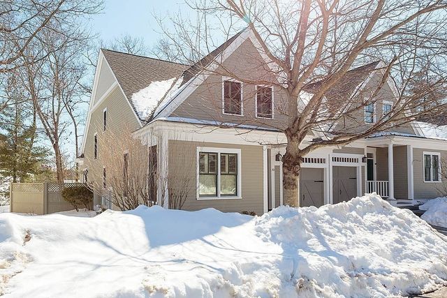 20 White Oaks Lane 20, Reading, MA 01867