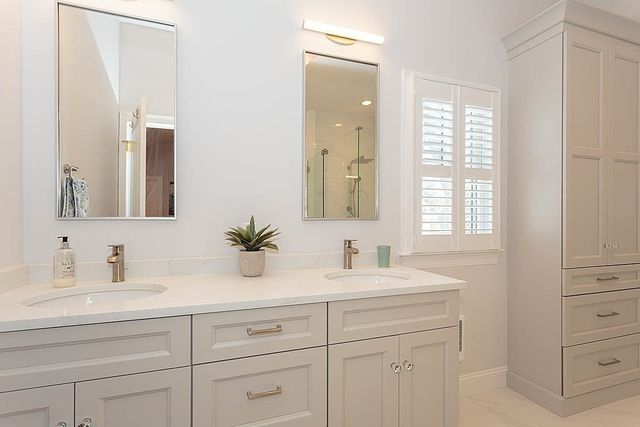 20 White Oaks Lane 20, Reading, MA 01867