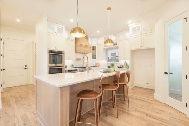 1301 Lela Street, Mckinney, TX 75069
