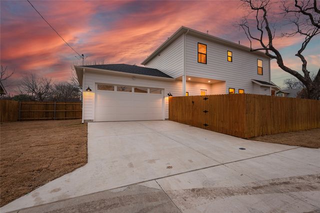1301 Lela Street, Mckinney, TX 75069