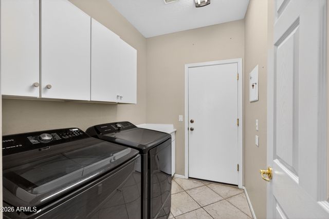 2935 E WESTCHESTER Drive, Chandler, AZ 85249