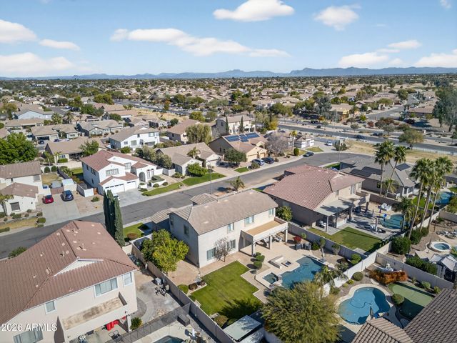 2935 E WESTCHESTER Drive, Chandler, AZ 85249