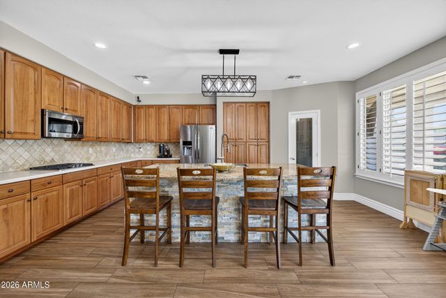 2935 E WESTCHESTER Drive, Chandler, AZ 85249