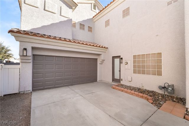 5980 Gentleslope Street, Henderson, NV 89011