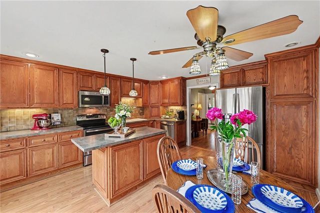 7800 Hardy Street, Overland Park, KS 66204