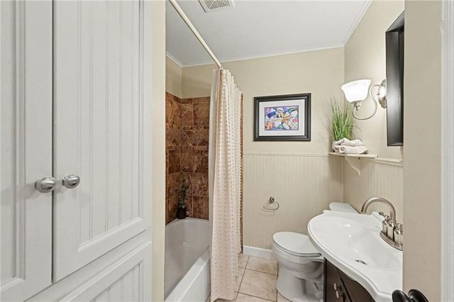 7800 Hardy Street, Overland Park, KS 66204
