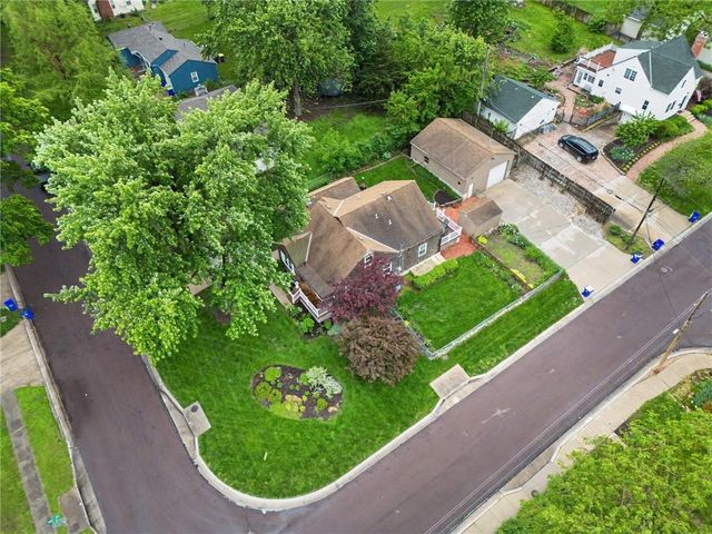 7800 Hardy Street, Overland Park, KS 66204