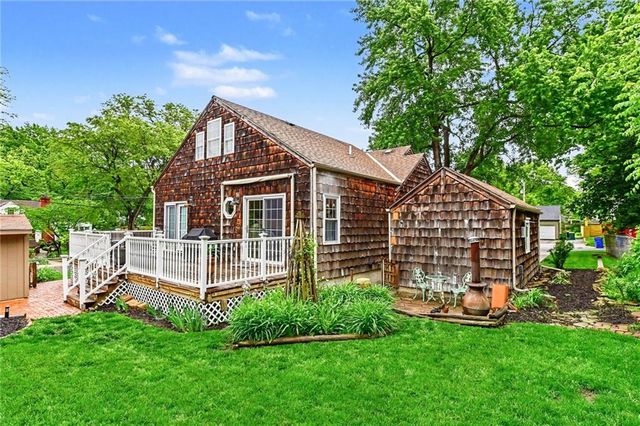 7800 Hardy Street, Overland Park, KS 66204