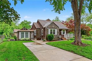 7800 Hardy Street, Overland Park, KS 66204