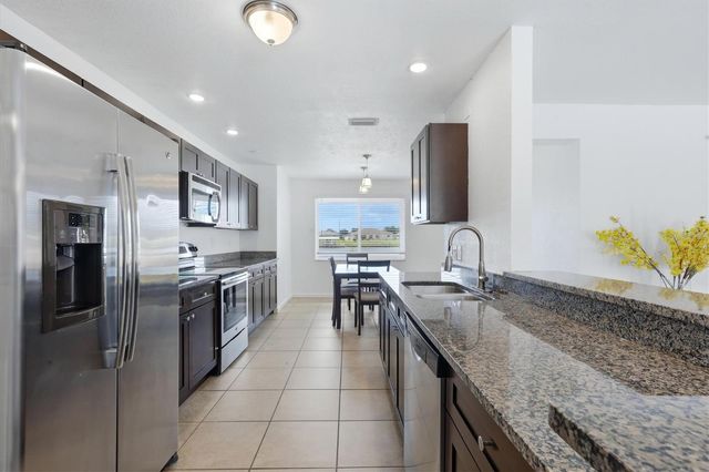 814 ELLICOTT CIRCLE NW, Port Charlotte, FL 33952